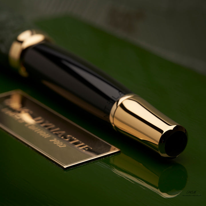 Montblanc Limited Edition 2002 Qing Dynasty Fountain Pen ID 7869 Model 28678