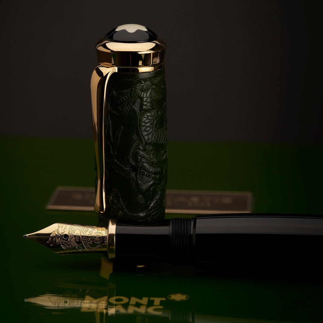 Montblanc Limited Edition 2002 Qing Dynasty Fountain Pen ID 7869 Model 28678