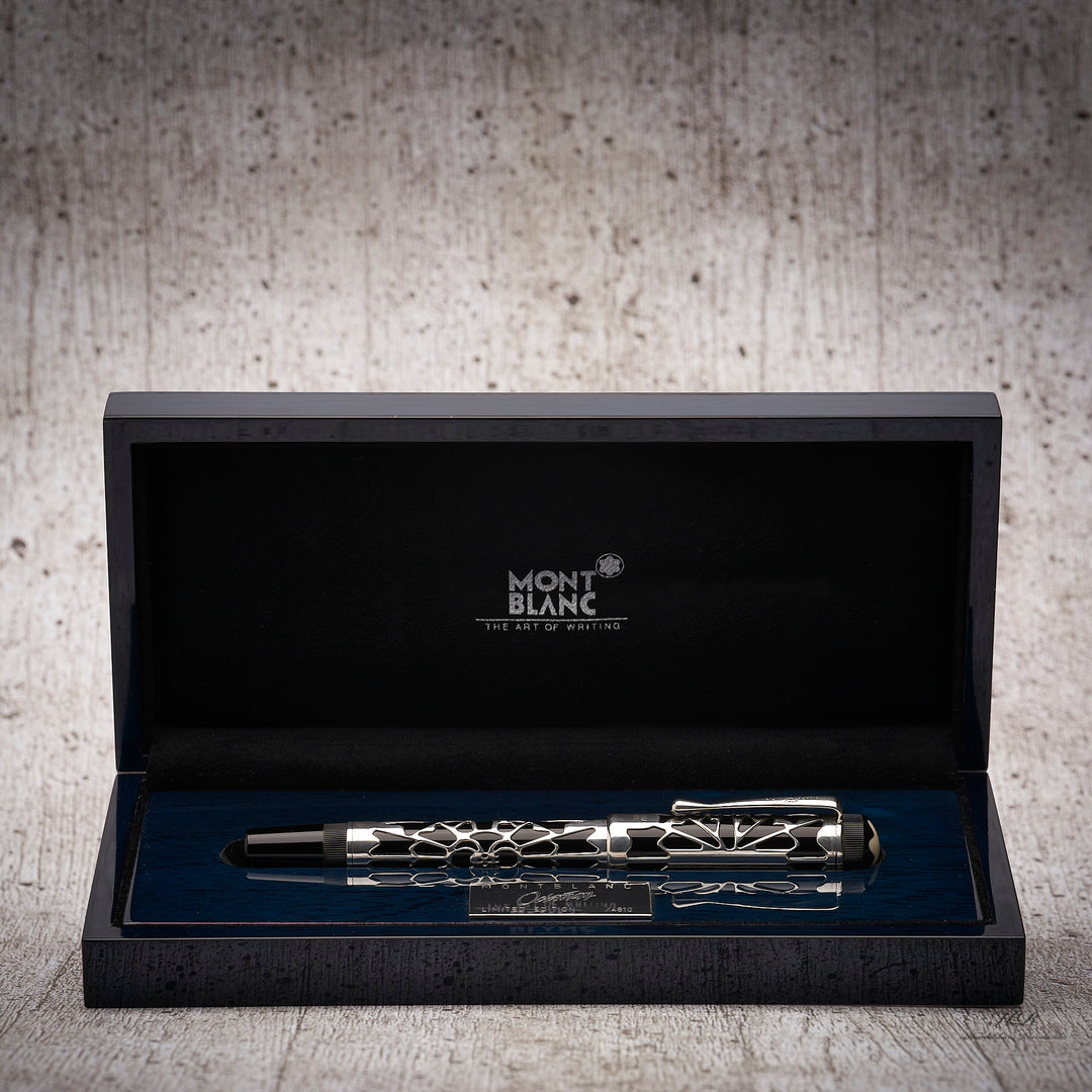 Montblanc Patron of the Art 4810 Medici Collection 1992 to Victoria &amp; Albert 2022