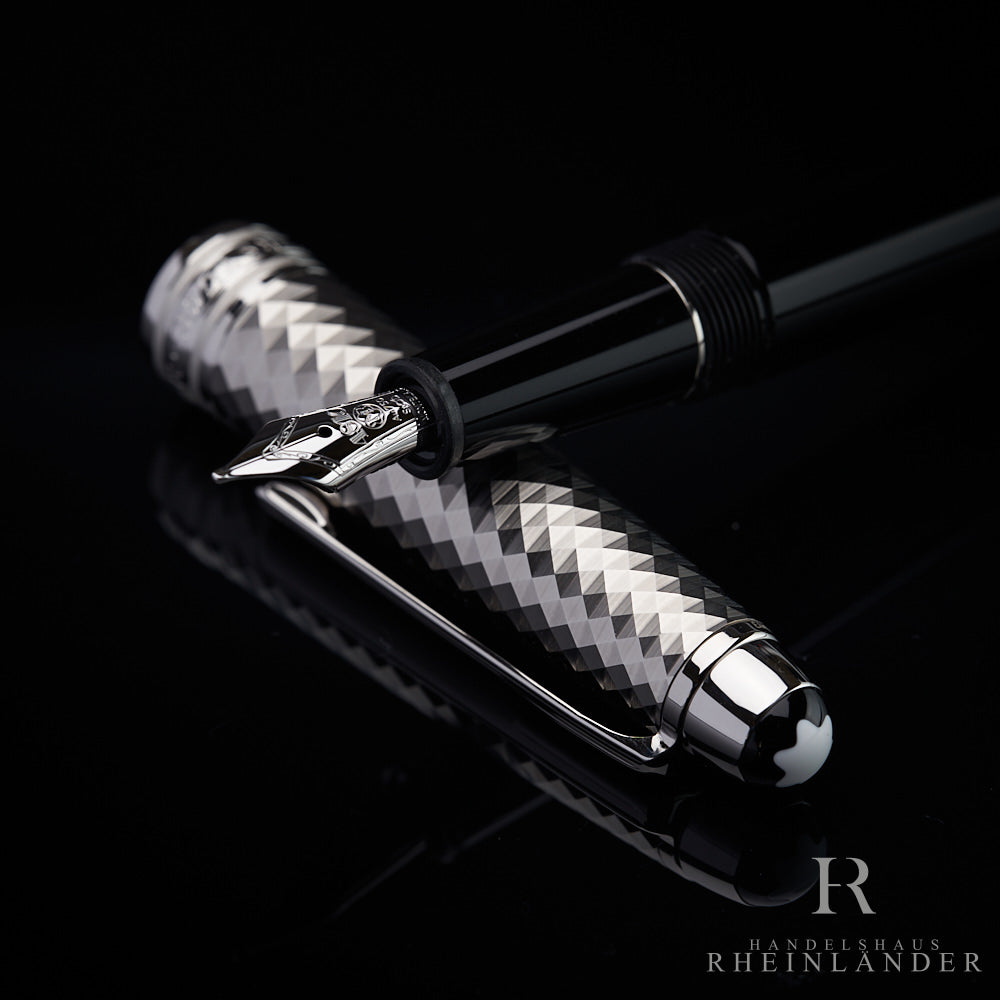 Montblanc Solitaire Doue Geometric Dimension Platinum Classique fountain pen ID 113334