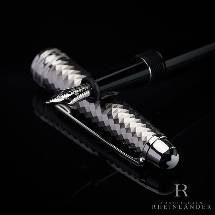 Montblanc Solitaire Doue Geometric Dimension Platinum Classique fountain pen ID 113334