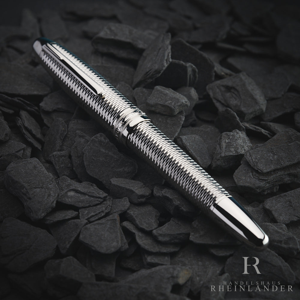 Montblanc Solitaire LeGrand Geometry Platinum Rollerball ID 132129-118098