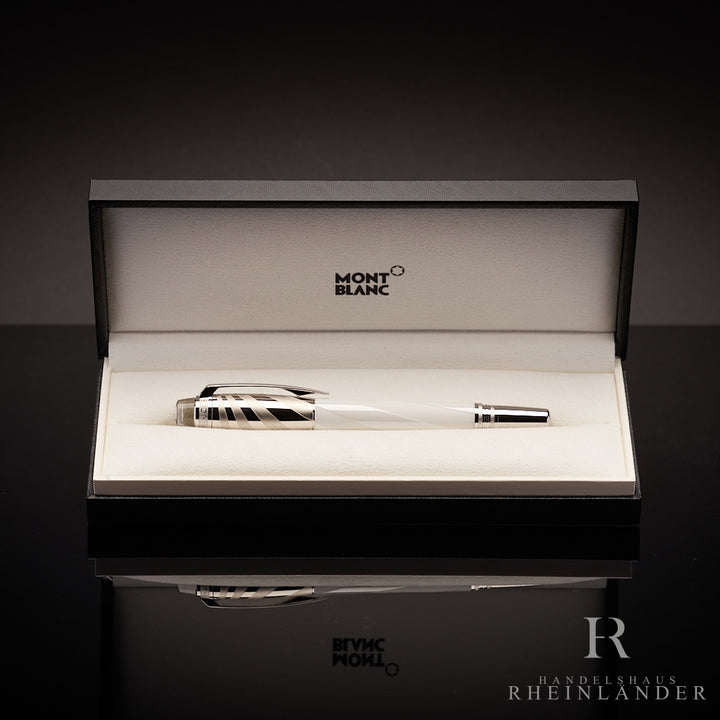 weißer Montblanc Starwalker Doue Ceramics White Rollerball in Geschenkbox