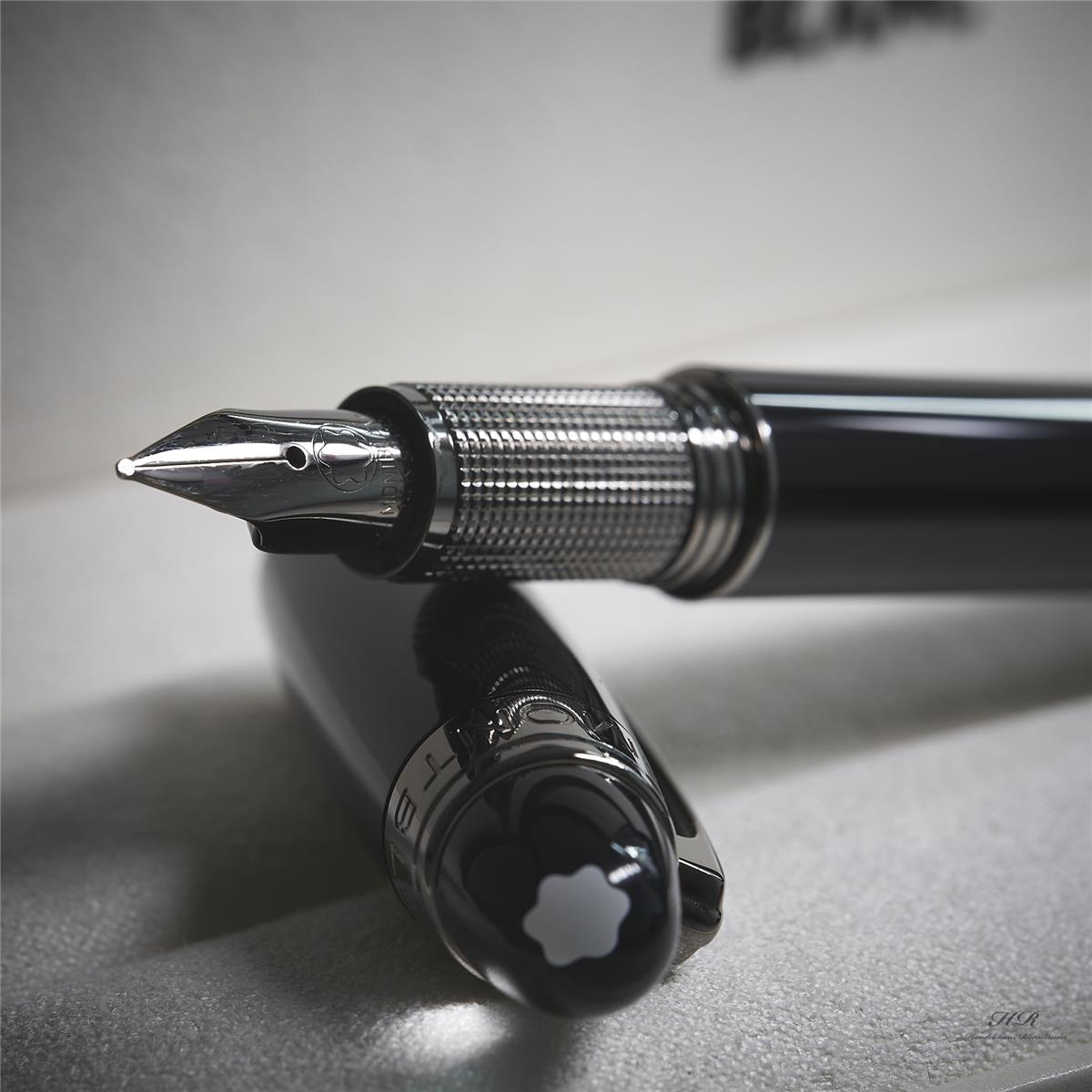 Midnight Black Resin Fountain Pen – Handelshaus Rheinländer