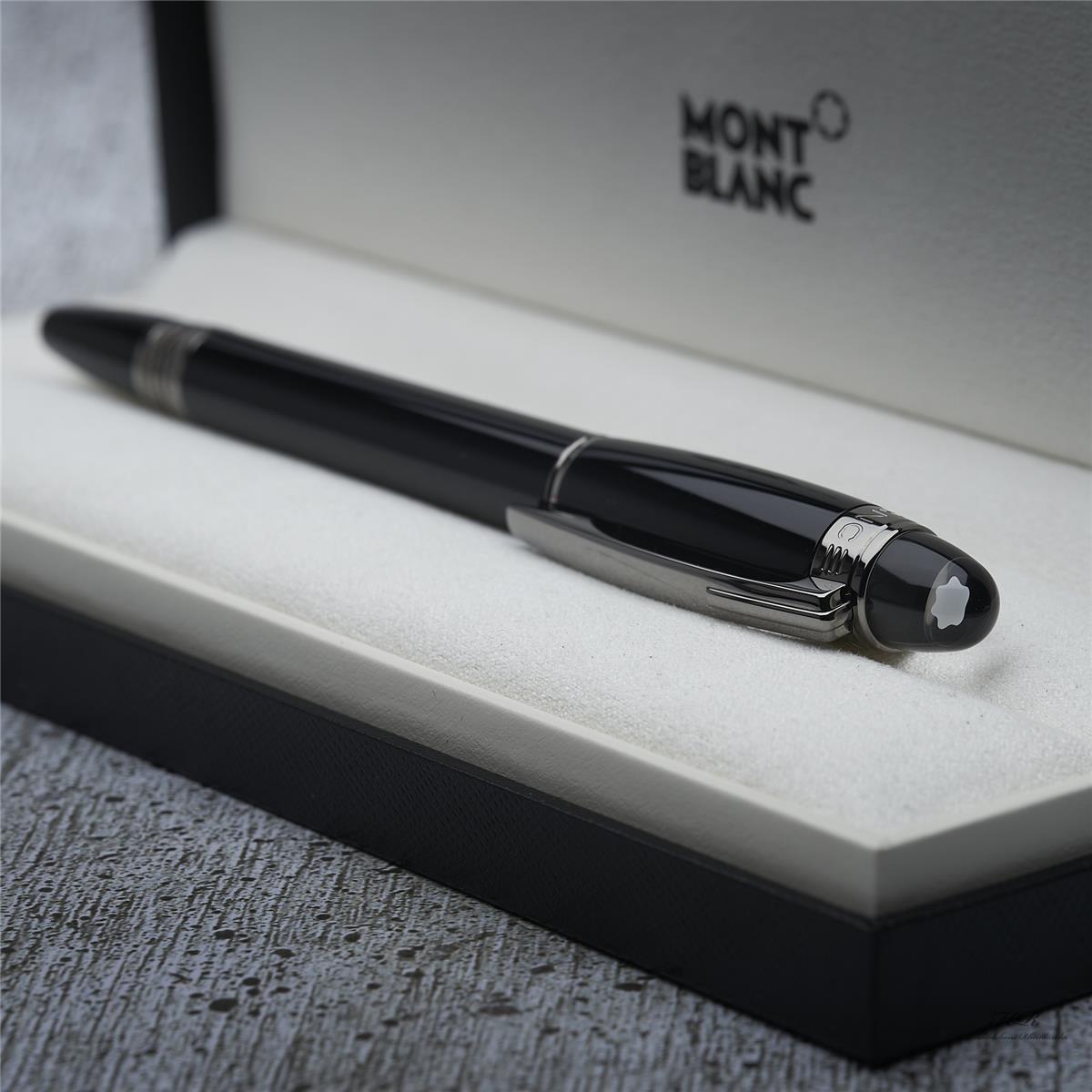 【極美品】MONTBLANC モンブラン　スターウォーカー 105656 Montblanc-Starwalker-Midnight-