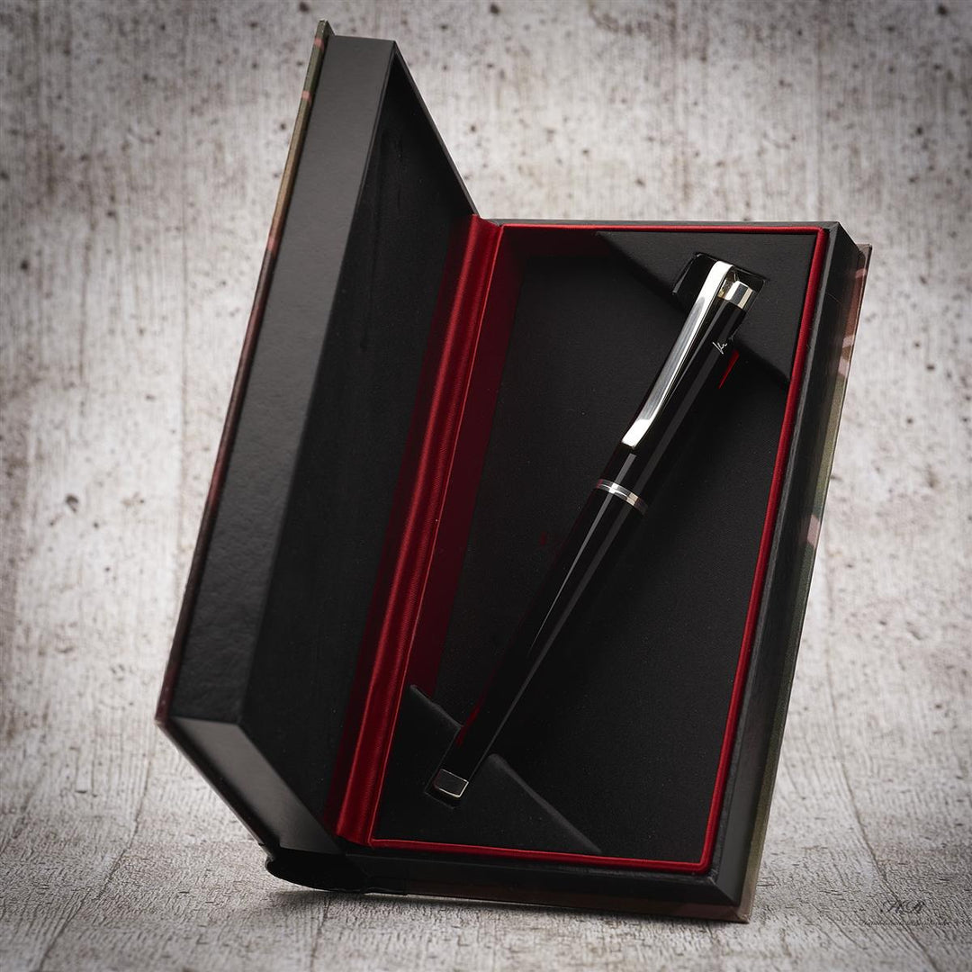 Montblanc Writers Edition Fountain Pen COLLECTION E Hemingway 1992 - Brothers Grimm 2022