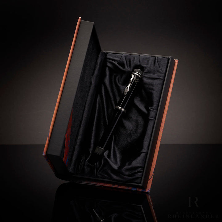 Montblanc Writers Edition Fountain Pen COLLECTION E Hemingway 1992 - Brothers Grimm 2022