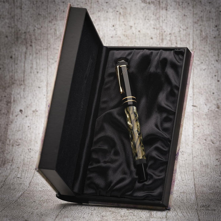 Montblanc Writers Edition Fountain Pen COLLECTION E Hemingway 1992 - Brothers Grimm 2022
