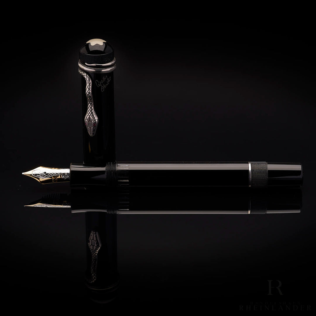 Montblanc Writers Edition from 1993 Agatha Christie Fountain Pen ID 28606