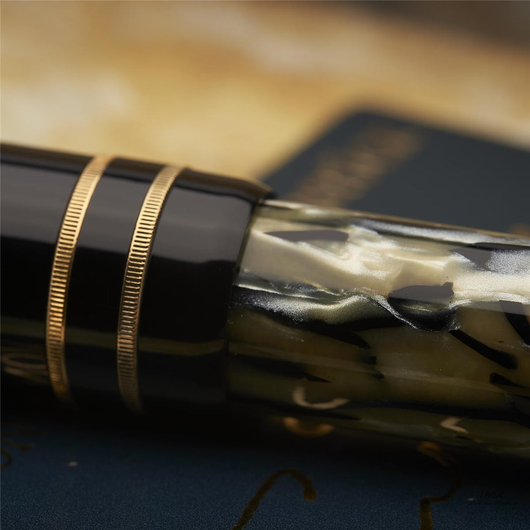 Montblanc Writers Edition from 1994 Oscar Wilde fountain pen ID 28616 with original packaging