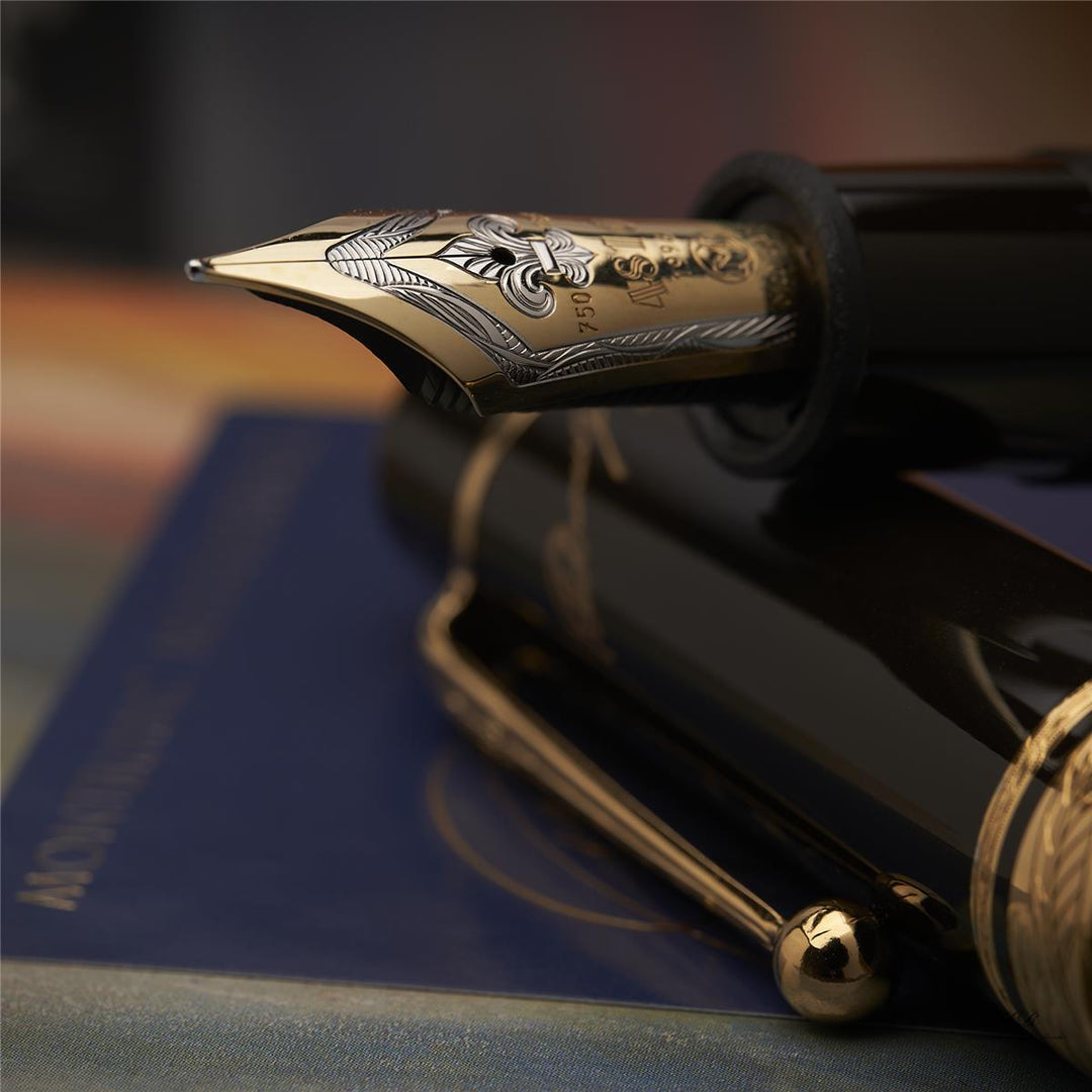 Montblanc Writers Edition from 1996 Alexander Dumas Fountain Pen Father ID 28643