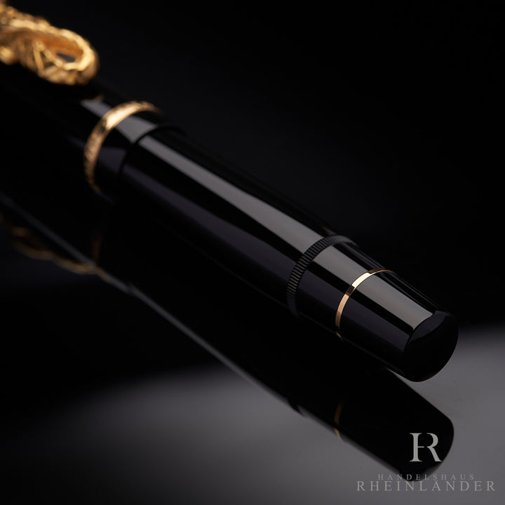 Montblanc Year of the Golden Dragon Limited Edition 2000 fountain pen ID 5297 | 28667