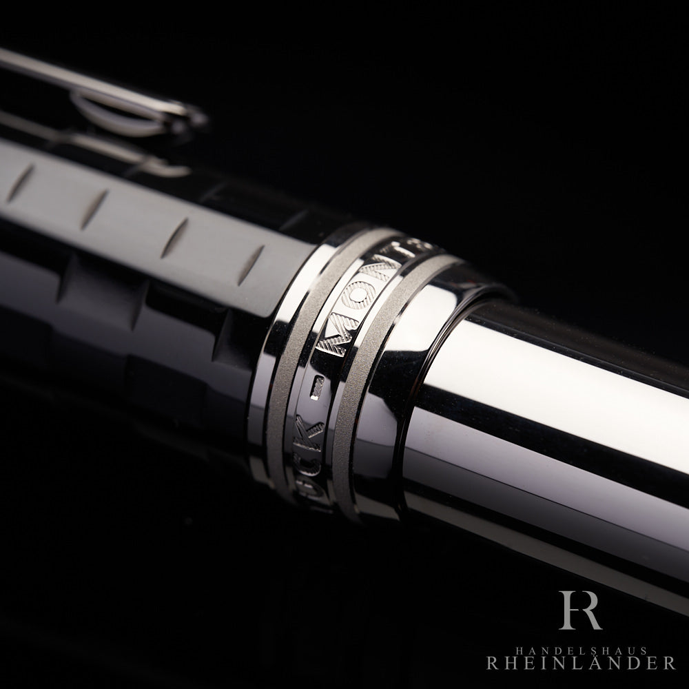 Montblanc Solitaire Ceramics Black Prisma Le Grand fountain pen ID 103100 orig