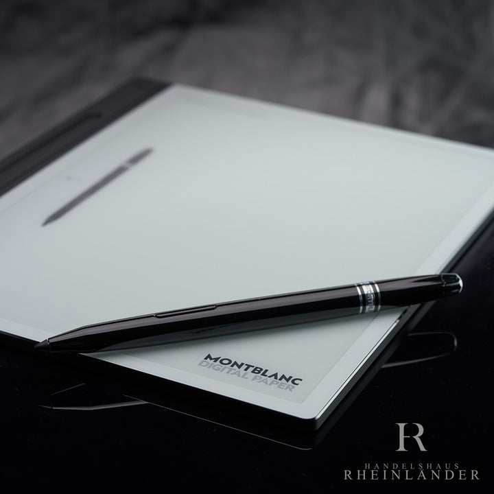 Detail des E-Ink Displays mit dem Digital Pen darauf liegend