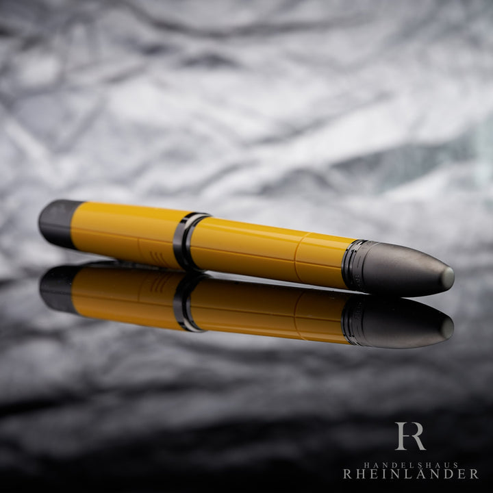 Montblanc Great Characters Enzo Ferrari Giallo Modena Rollerball 130662 ID