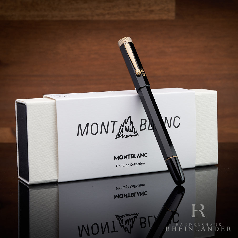 schwarzer Montblanc Egyptomania Rollerball lehnt an Originalverpackung