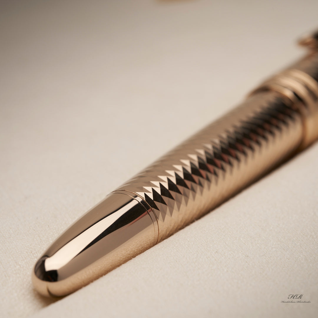 Montblanc Meisterstück Solitaire Geometric Dimension Le Grand Füller ID 105990