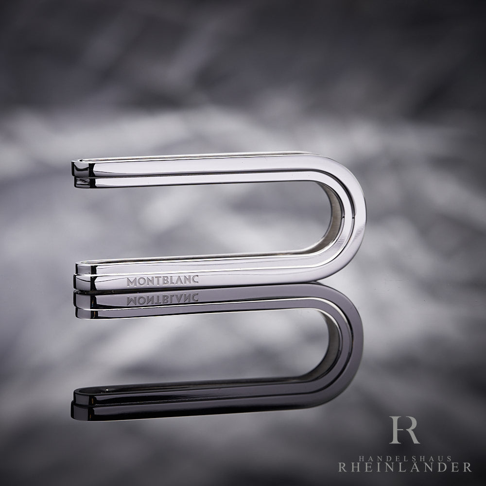 Montblanc The Great Gatsby Geldklammer stehend vor silbernem Hintergrund mit graviertem Montblanc Schriftzug