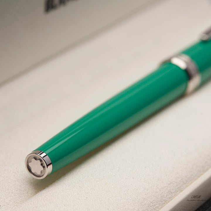 Montblanc PIX Collection Emerald Green Rollerball Fine Liner ID 117660 with original packaging