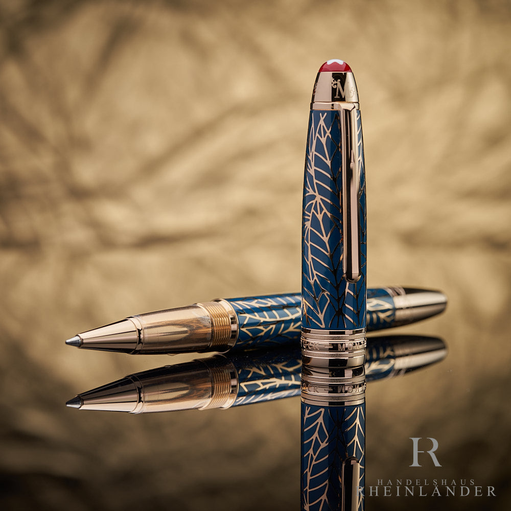 offener Montblanc Romeo & Juliet Solitaire Rollerball mit blauem floralen Muster und vergoldeten Beschlägen