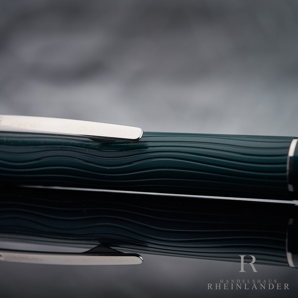 Montblanc Starwalker Polargreen Resin Ballpoint Pen ID 132904
