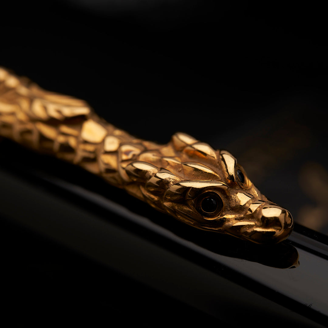 Montblanc Writers Edition Imperial Dragon 888 Füller ID 17637 ohne Umverpackung